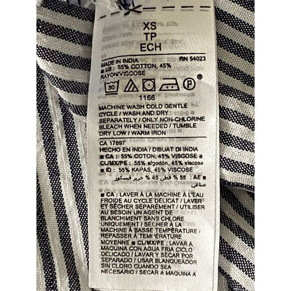 Old Navy Wrap-Front V-Neck Blouse Blue and White Striped Long Sleeve Size XS - Picture 2 of 13